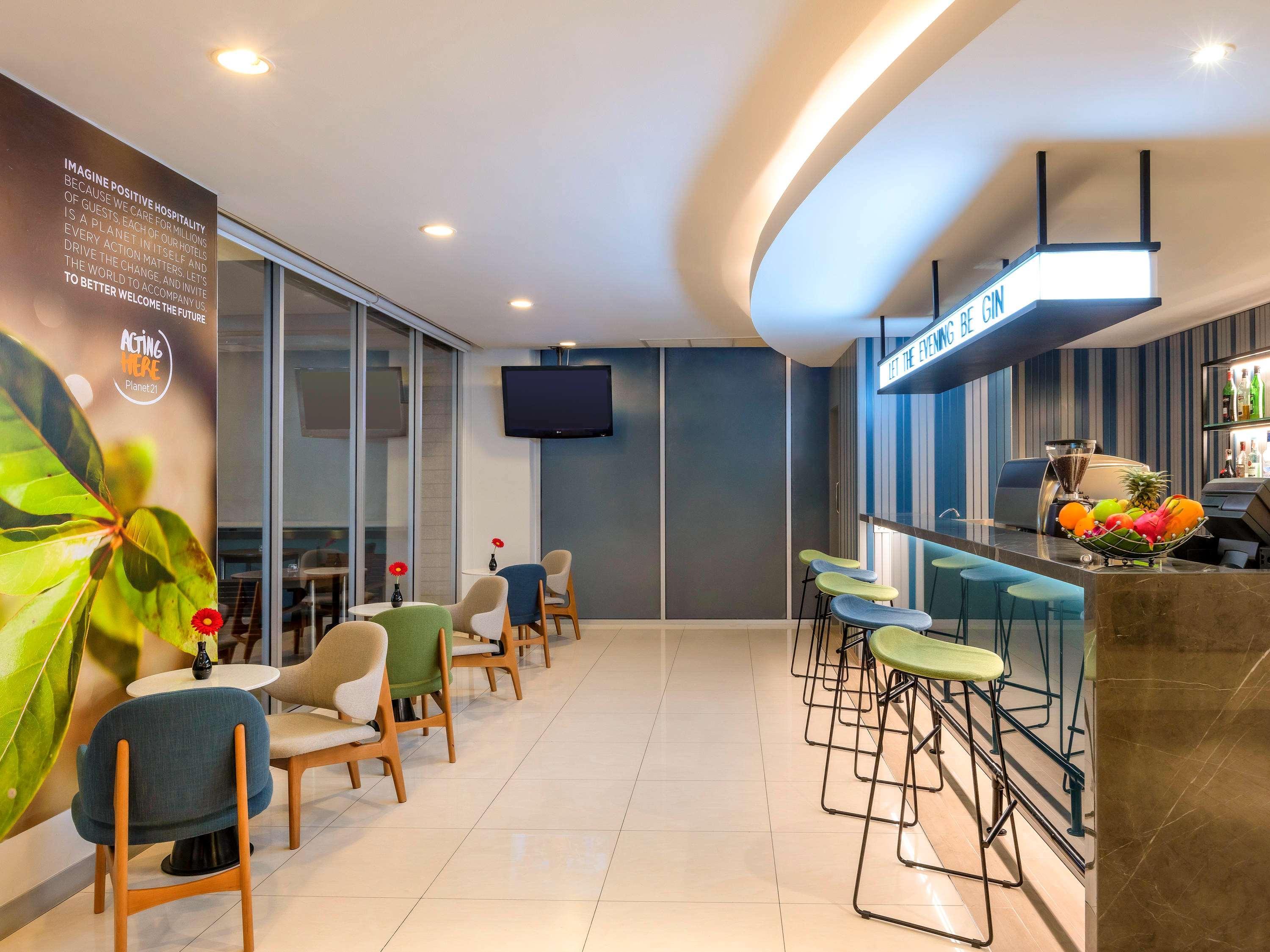 Ibis Bangkok Sathorn Hotel Luaran gambar