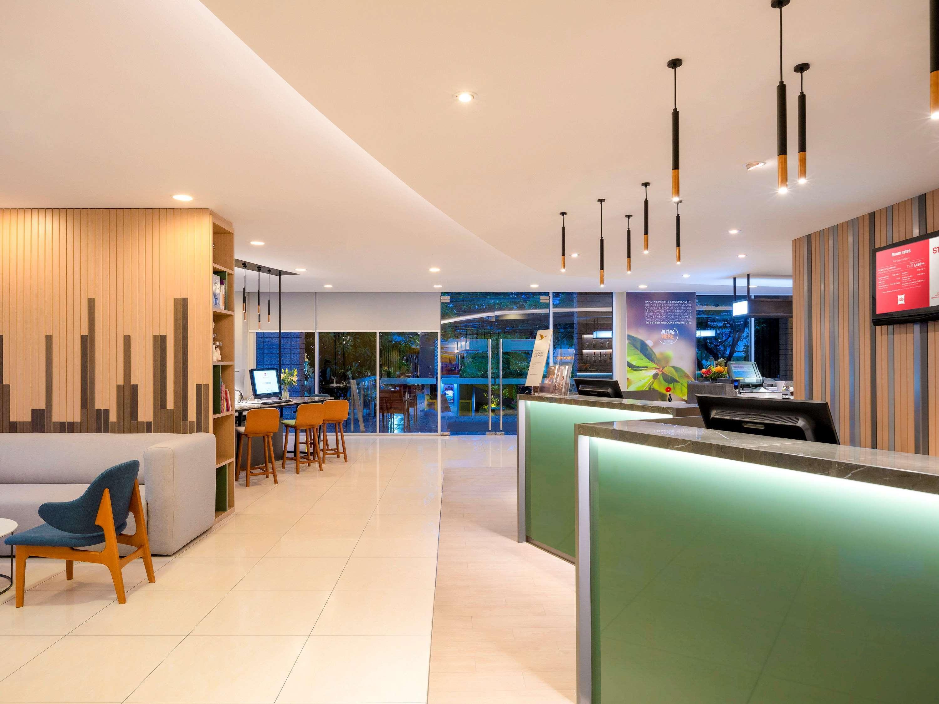 Ibis Bangkok Sathorn Hotel Luaran gambar